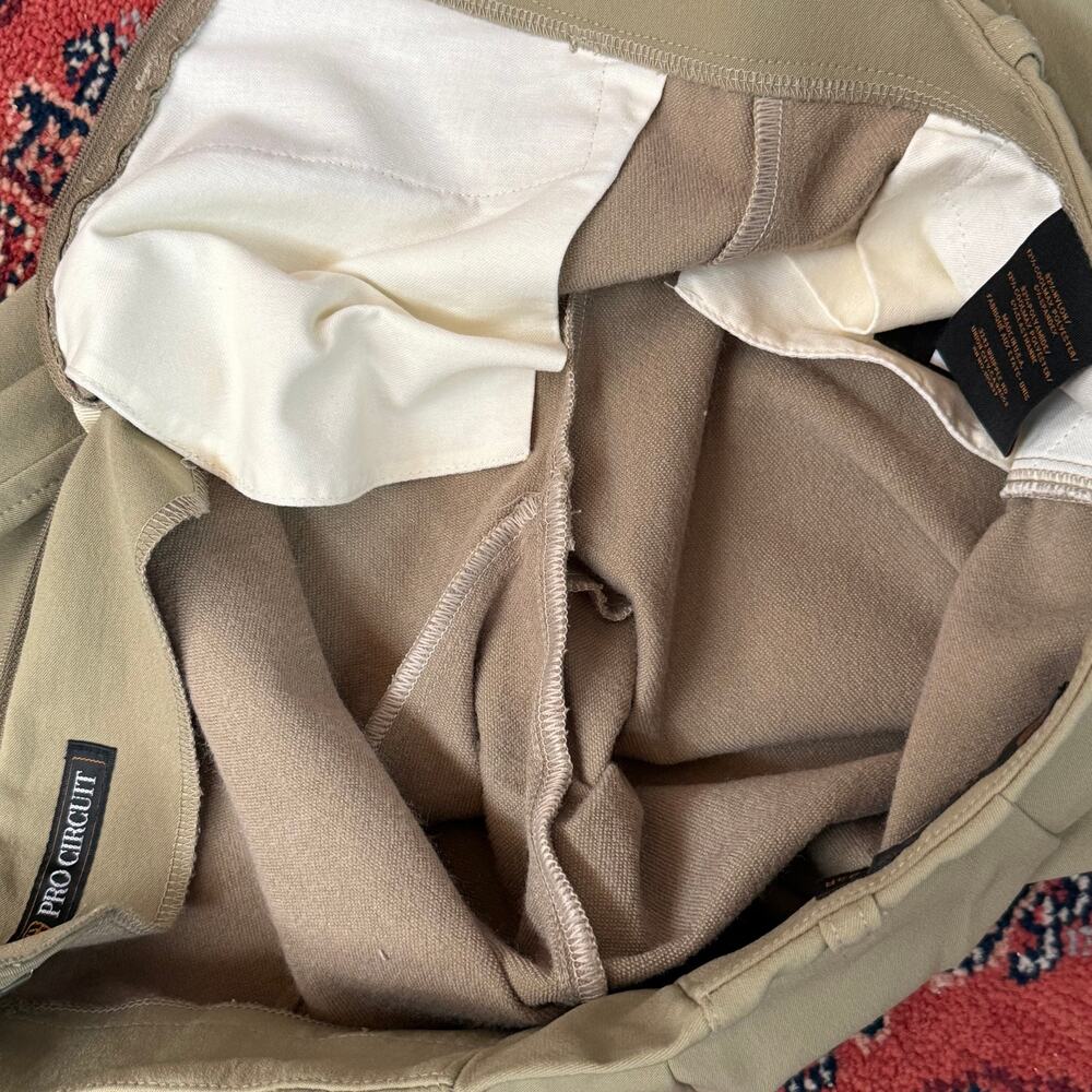 Ariat Pro Series‎ 24R Tan Equestrian Riding Pants in PRISTINE CONDITION - Picture 8 of 9